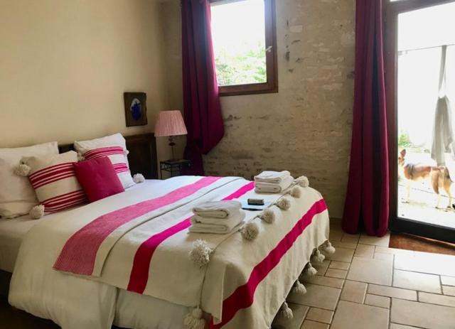 Côté-Serein - Les chambres du Clos-Malo Noyers-sur-Serein Extérieur photo